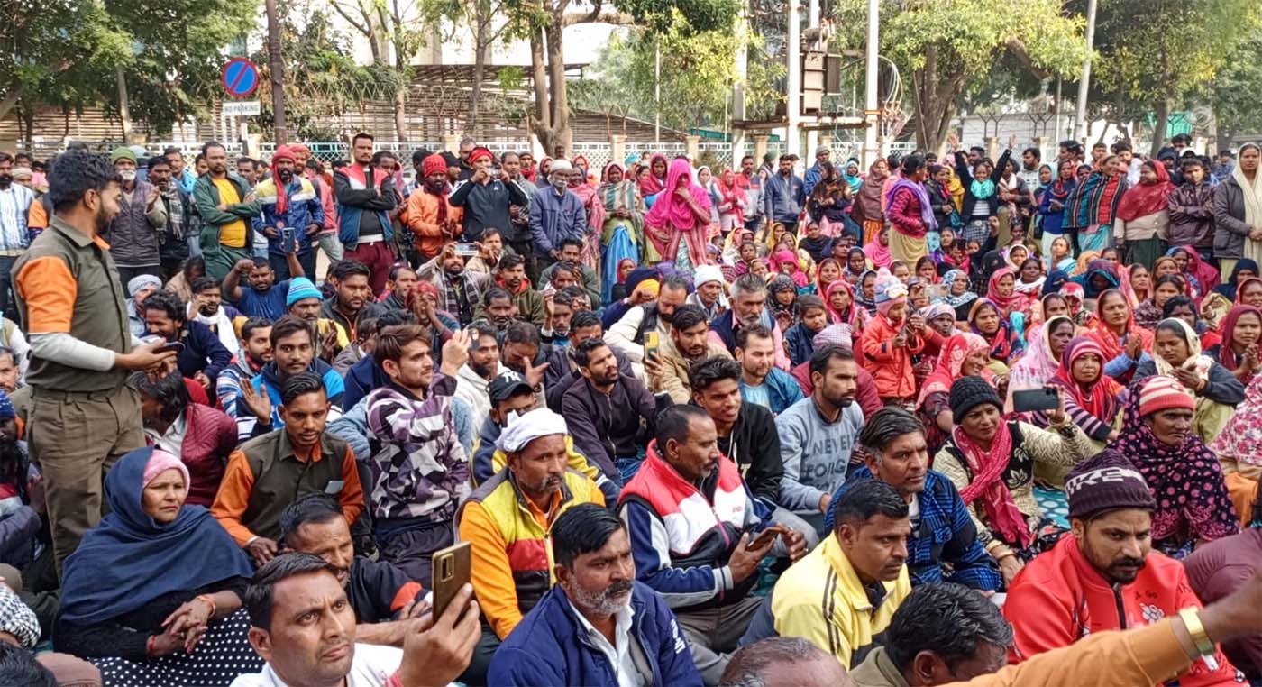 The strike by the cleaners ends